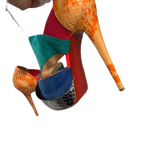 Christian Louboutin Python Fresh Heels (Special Edition) - Picture 6 of 6
